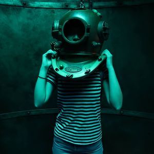 Meet your Posher, Yalin